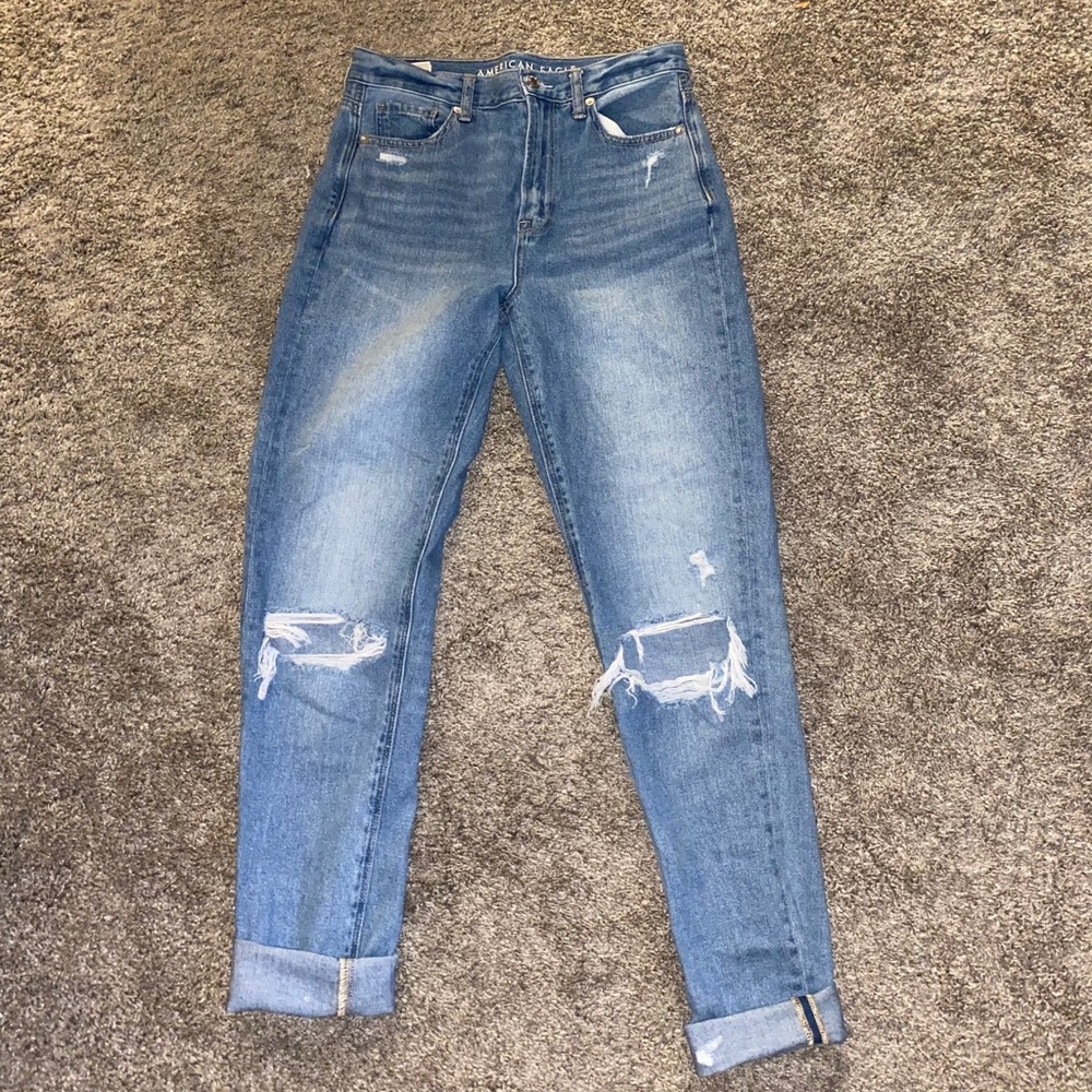American Eagle Mom Jeans